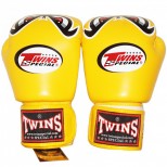 Боксерские перчатки Twins Special с рисунком (FBGV-25 yellow)