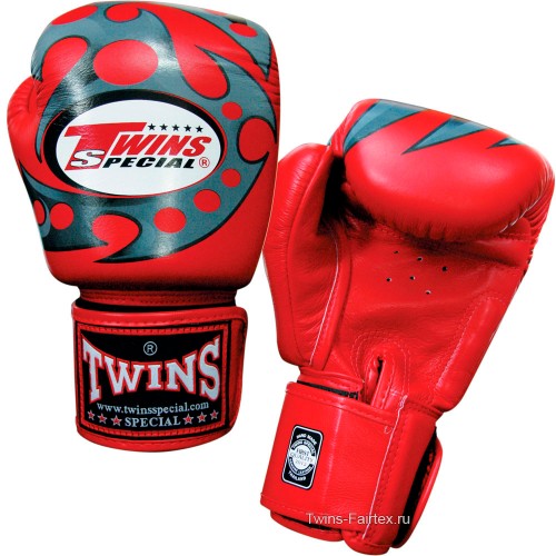 Перчатки для бокса Twins Special с рисунком (FBGV-32 red)