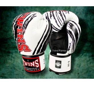 Боксерские перчатки Twins Special с рисунком (FBGV-TW2 white-black)